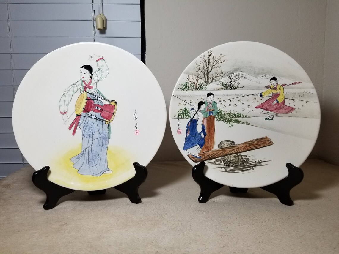 Set of 2 Collectible Korean Plates / Daehan / Pottery / Etsy
