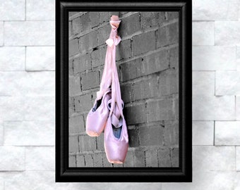 pointe shoe art, pointe shoe print, ballet shoe print, ballet shoe art, pointe ballet, ballet shoes photo, pointe shoe photo, ballet art