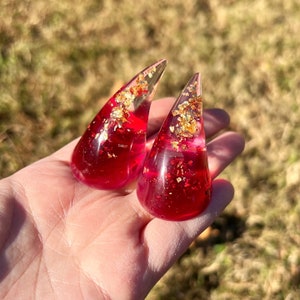 Garnet Devil horns