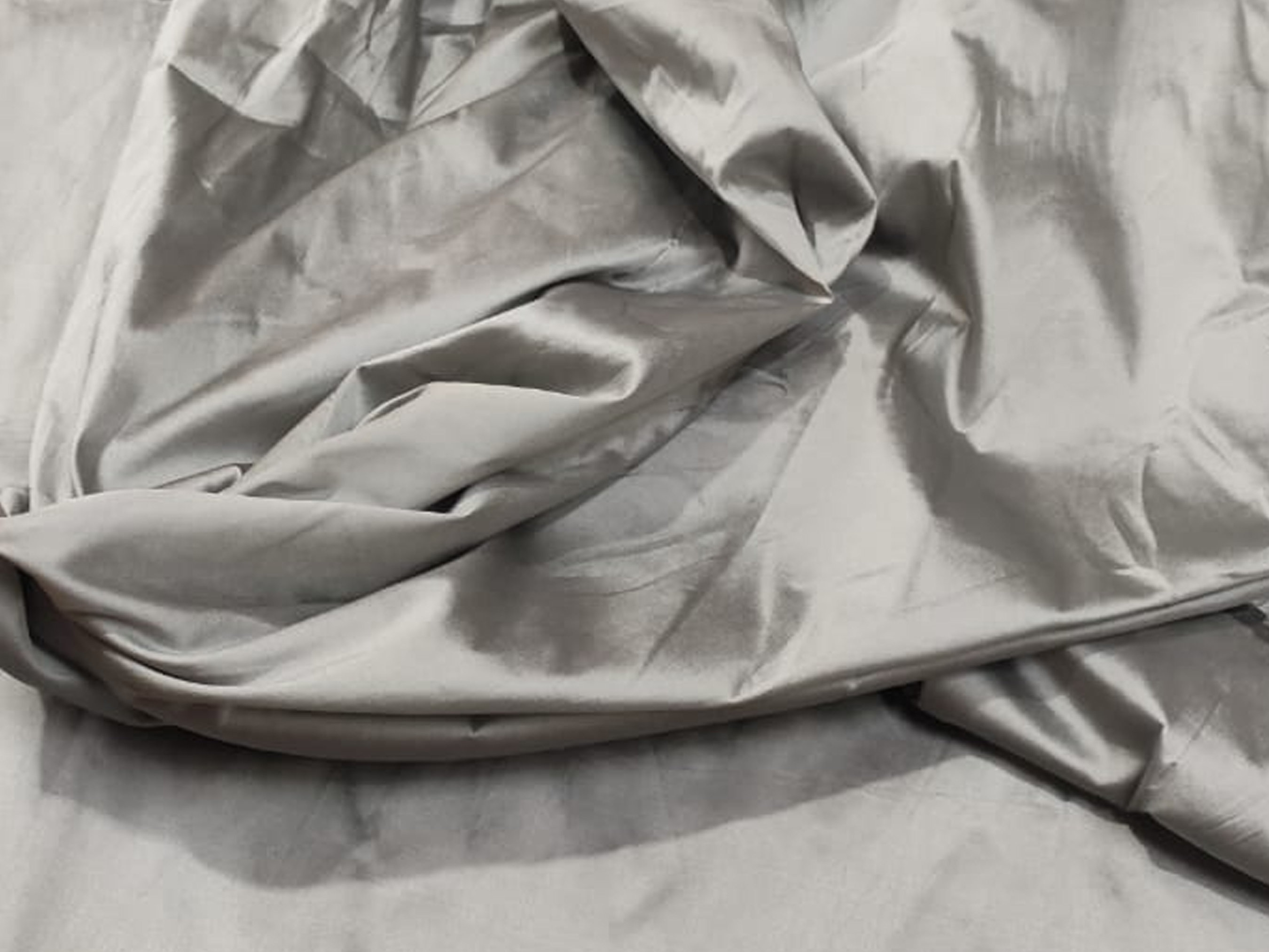 Silver Purple Taffeta Silk Fabric main image 1