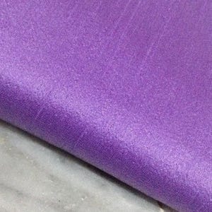 Tessuto Dupioni di Seta Grezza color Lavanda, Tessuto in Finta Seta per Abiti da Sposa, Tessuto Dupioni per Abiti, Tessuto di Seta, Tessuto di Seta Dupioni a Metraggio