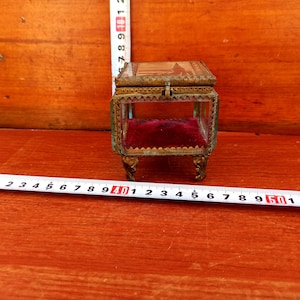 Vintage jewelry casket. casket for various small items - 19th century. casket for the ladies&#39; table. Antique caskets. Glass casket.