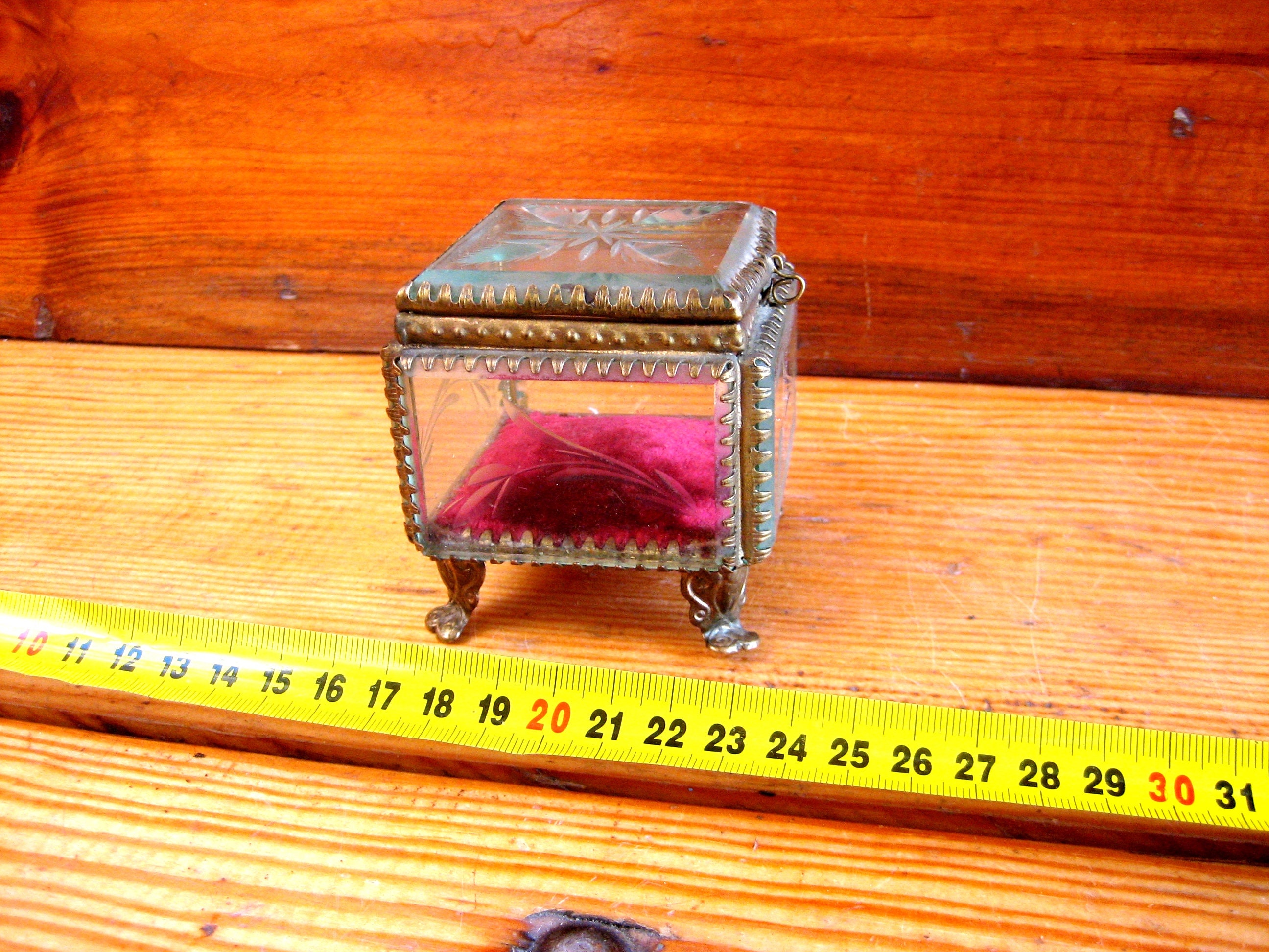Antique casket for jewelry and miscellaneous things of the Etsy