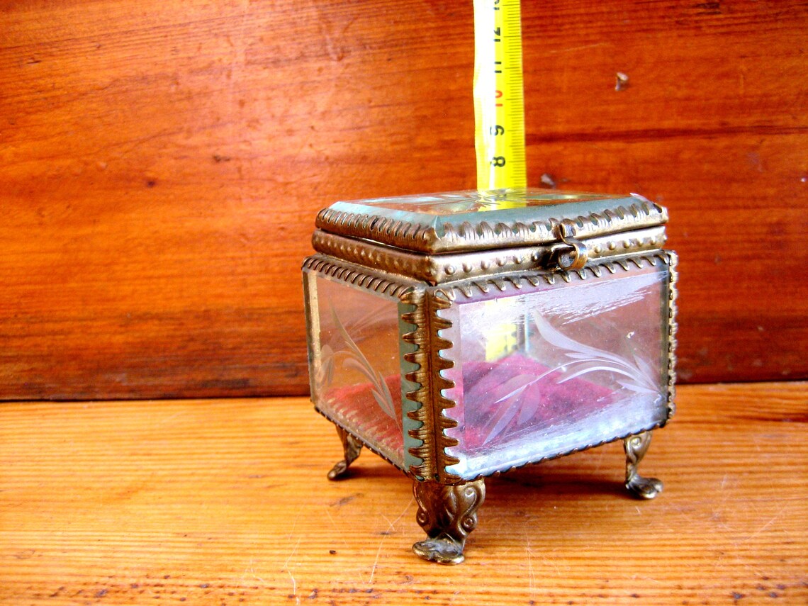 Antique casket for jewelry and miscellaneous things of the Etsy