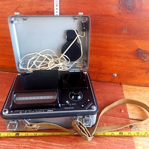 Vintage arméapparat - Luxmeter Yu-17. Mätinstrument för den sovjetiska arméns behov, 1970.