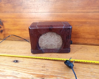 Radio ancienne (récepteur radio, haut-parleur) 1951, « Ob ». Artefact historique. Cadeau antique. Ancien haut-parleur.