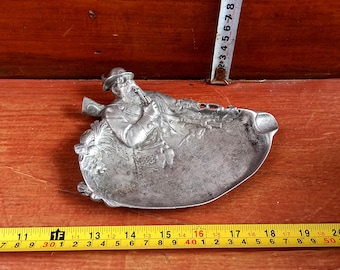 Vintage ashtray - "Hunter". Souvenir. Antique ashtray. Gift for a smoker. Gift for a hunter.