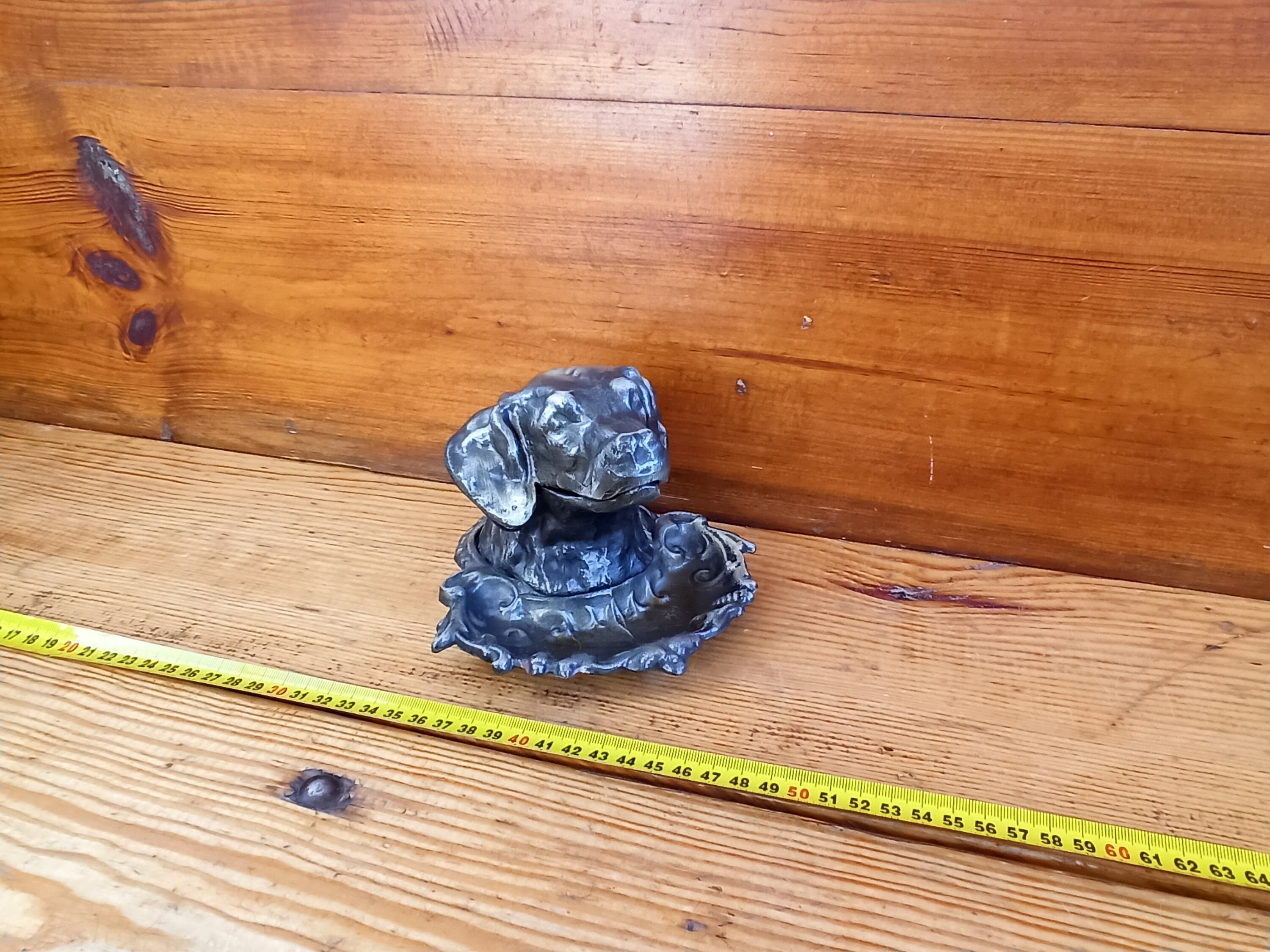 Antique metal box (ashtray). Ashtray "Dog's head". Casket - "Dog's head". Antique jewelry box.