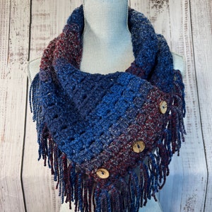 Cowl scarf, handmade, scarf, thick cowl scarf, button neck cowl, 3 button fringes cowl, button scarf, handmade cowl, handmade scarf, winter.