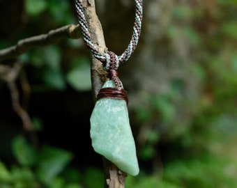 Raw Aventurine Men&#39;s Macrame Necklace