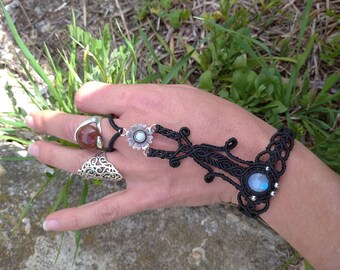Moonstone Micro-macrame Ring Bracelet