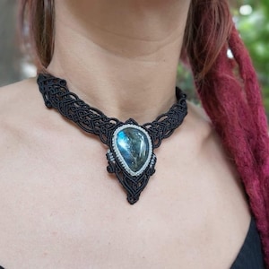Flashy Labradorite Black Macrame Necklace