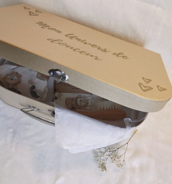 Valisette Box Cadeau Bebe A Composer Boite Souvenir Je Vais Etsy Valisette Box Cadeau Bebe A Composer Boite Souvenir Je Vais Etsy