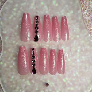 Barbie sparkly press on nails size large