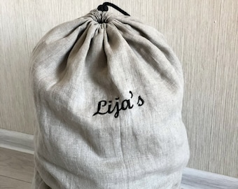 Grand sac à linge en lin brodé personnalisé / Sac à linge Monogram / Sac à cordon en lin / Grand sac de rangement / Sac en lin naturel