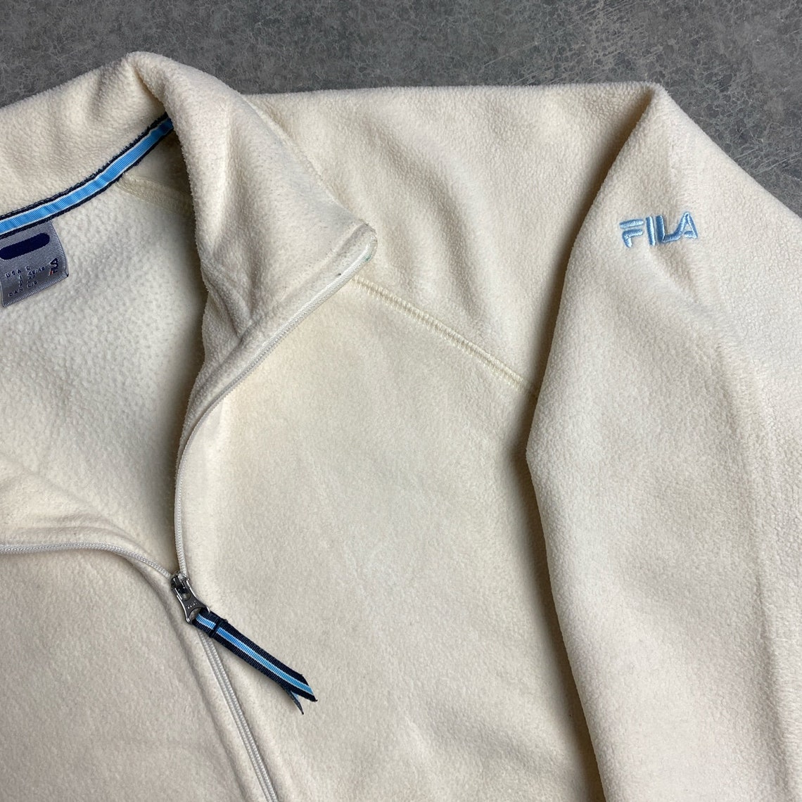 fila zip up