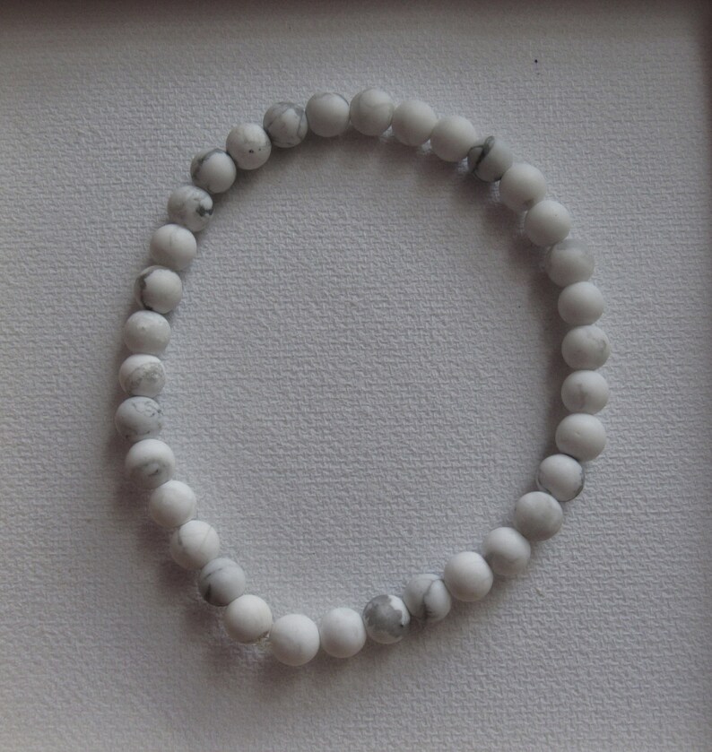 White Howlite Raw 6mm beads Spring bracelet image 3