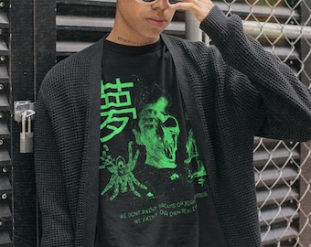 Alternatywne ubrania gotyckie - estetyka - koszulka japońska z lat 2000. Y2k Grunge