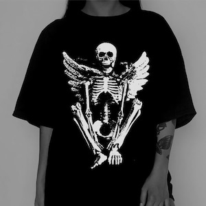 Alternative Nu Goth Clothing Aesthetic - Occult Grunge Angel Streetwear Unisex Graphic T-Shirt