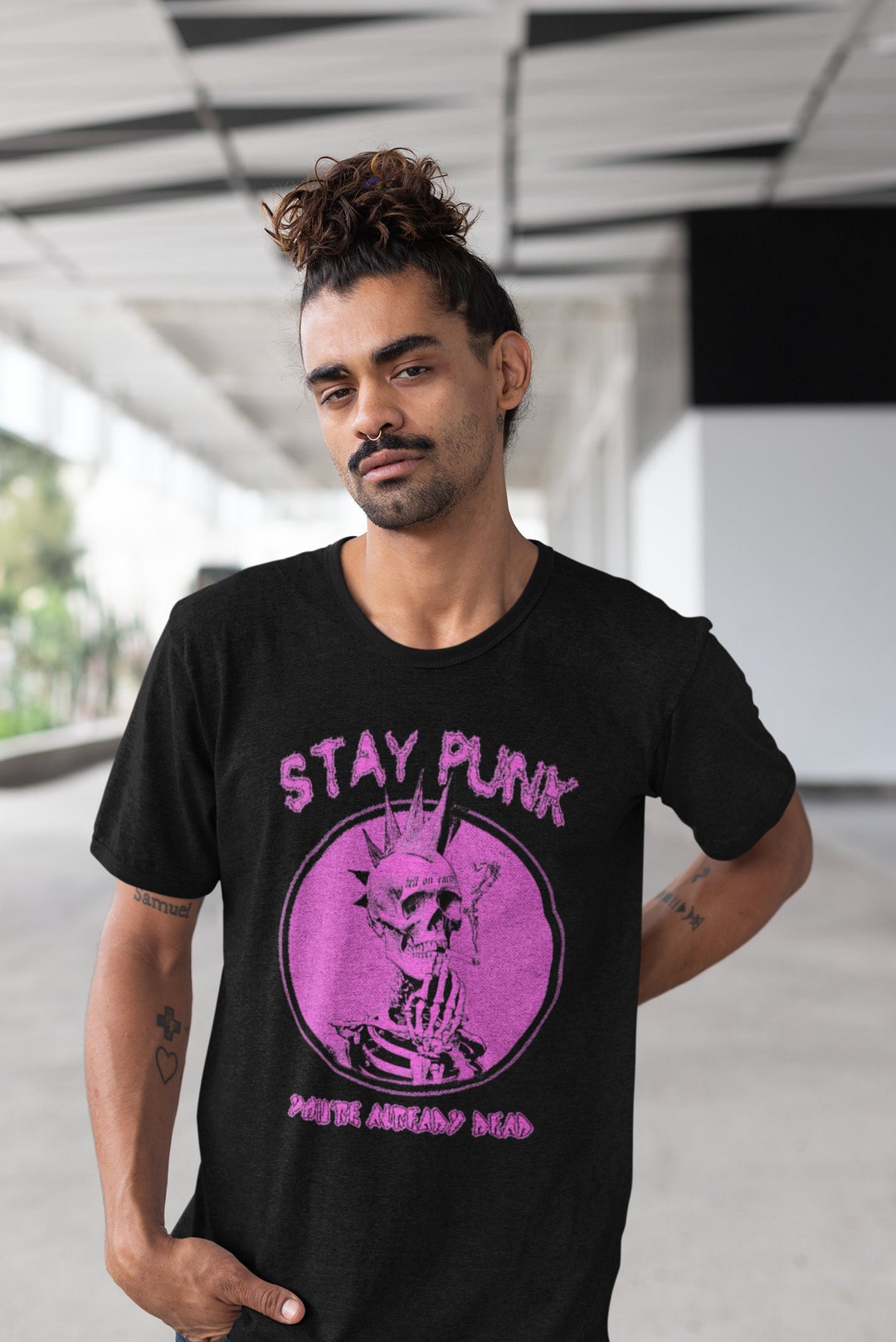 Y2k grunge style t-shirt - Gem