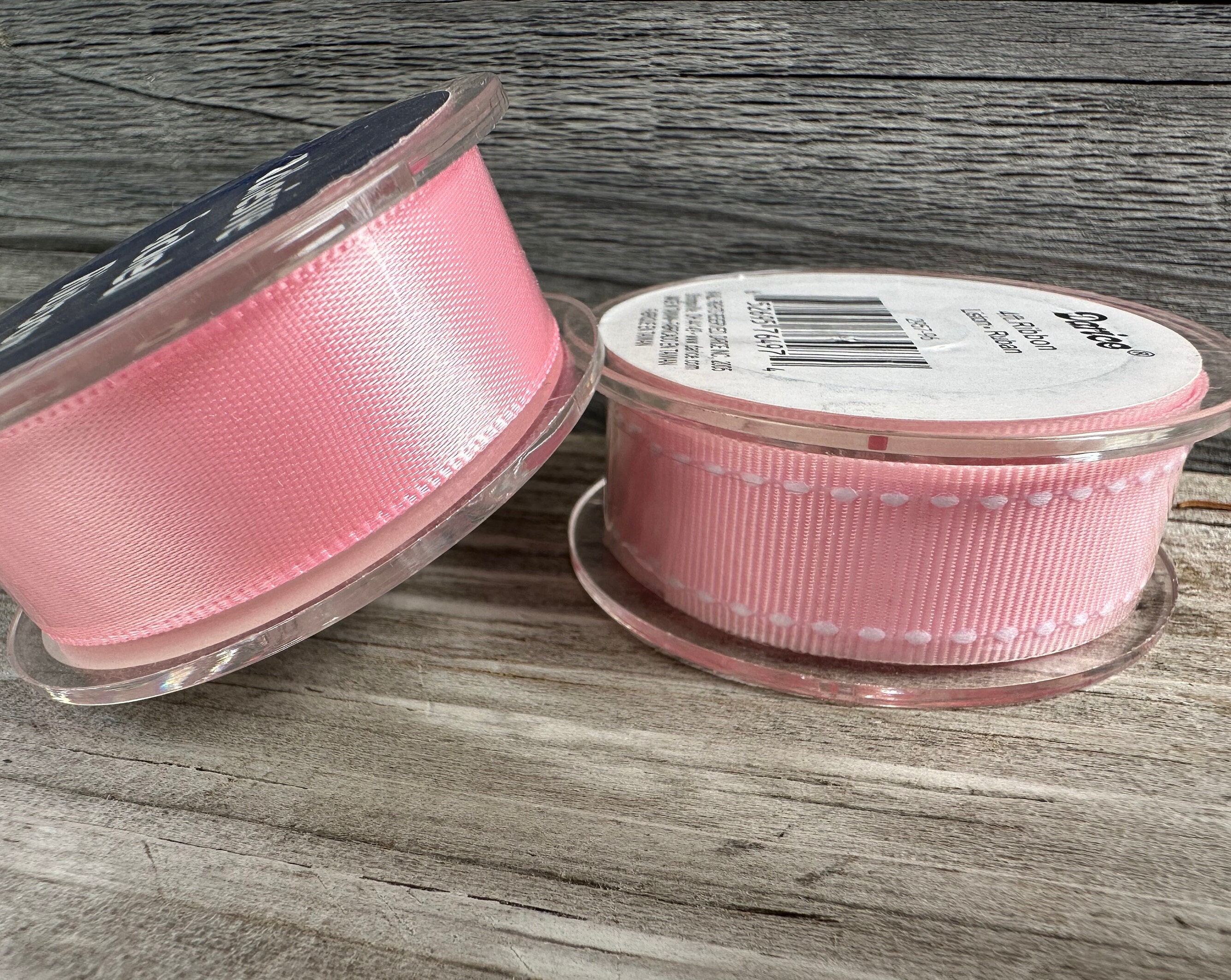 Offray Ribbon, Carnation Pink 5/8 inch Single Face Satin Polyester Ribbon,  18 feet