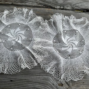 Vintage Doily Crochet Doilies Set of 2 Cotton Floral Home Decor Sewing