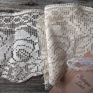 VINTAGE und NEUE SPITZE Antike Baumwolle hellbeige Schnürsenkel Größe 34 x 9,5 cm