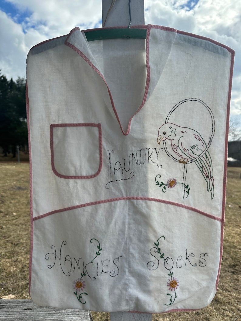 Vintage Embroidered Laundry Storage Bag Hankies Socks Linen Parrot Flowers Storage Bag Hanger Trim Nice Home Decor image 2