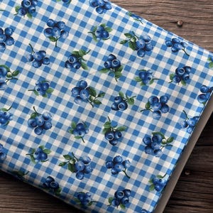 TESSUTO TIMELESS TREASURES Tessuto Mirtilli Gingham Quilting Abbigliamento Cotone di qualità pregiata