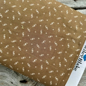Quilting Fabric PRAIRIE by Lori Holt for Riley Blake Designs Bee in my Bonnet Fabrics Cotton for Quilting Crafts Sewing Apparel