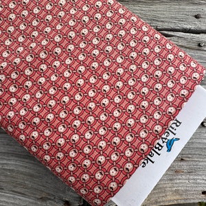 Quilting Fabric PRAIRIE by Lori Holt for Riley Blake Designs Bee in my Bonnet Fabrics Cotton for Quilting Crafts Sewing Apparel Red