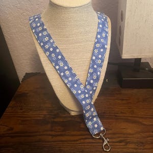 Blue Floral Lanyard/ID Badge Holder/Daisy Lanyard