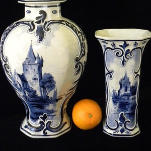 Royal Delft rare antique 1908 VERY LARGE handpainted two-piece kaststel: covered pul & beaker vase w. romantic scene Porceleyne Fles image 2
