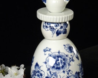 Royal Delft blue handmade Proud Mary - Classic Flowers (Porceleyne Fles, with gift box)