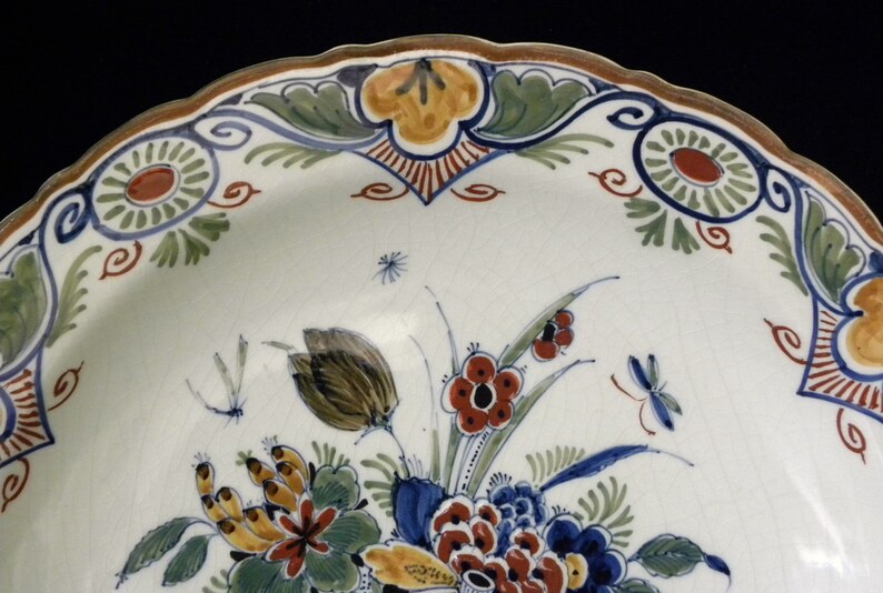 Royal Delft antique 1919 handpainted polychrome plate with floral decor Porceleyne Fles image 2