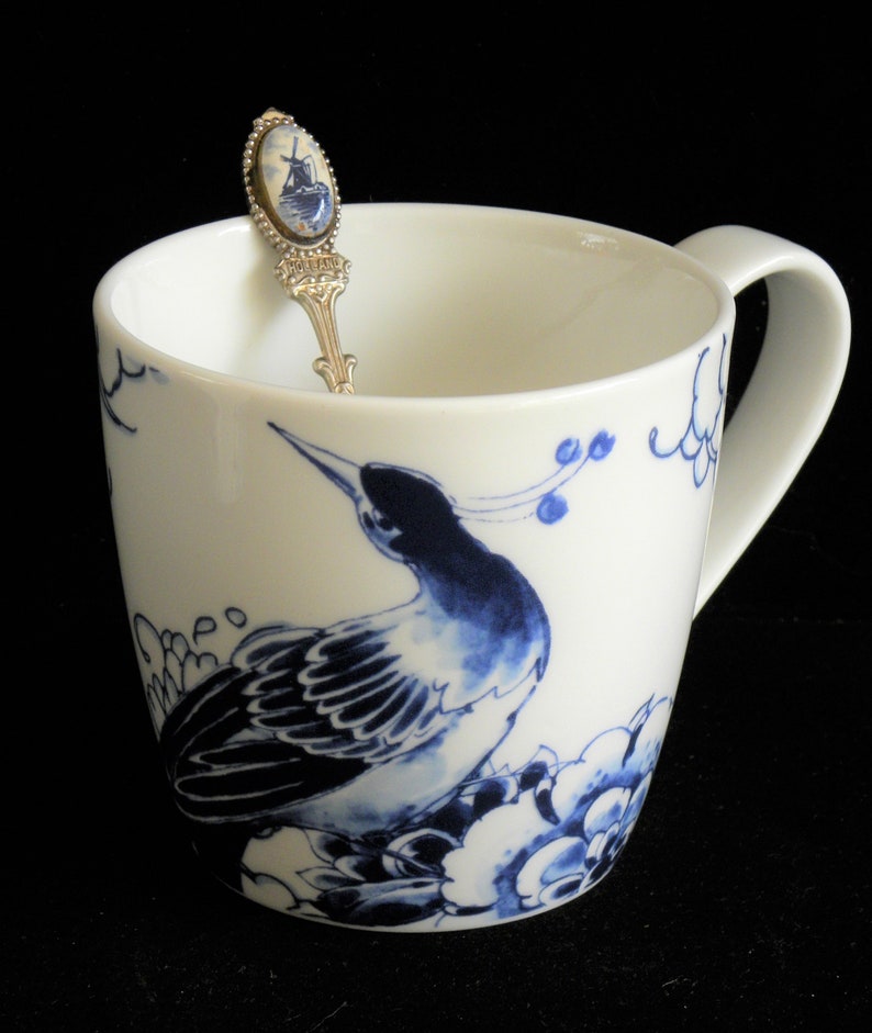 Royal Delft blue THREE handmade porcelain peacock mugs Porceleyne Fles, with gift bag image 2