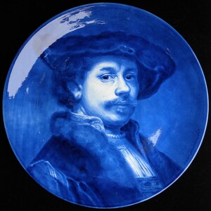 Royal Delft blue 1972 LARGE handpainted plate with Rembrandt van Rijn self-portrait Porceleyne Fles image 5