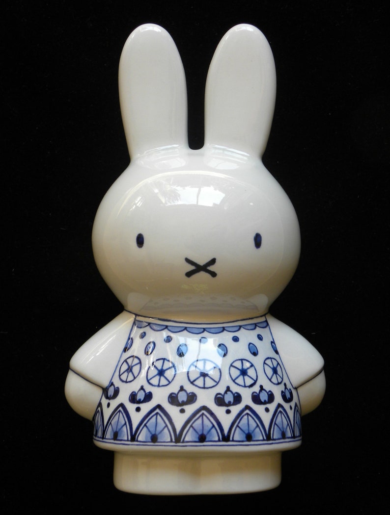 Royal Delft blue large handpainted Miffy Porceleyne Fles, with gift box デルフトブルーミッフィー image 5