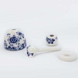 Royal Delft blue handmade Proud Mary Classic Flowers Porceleyne Fles, with gift box image 7