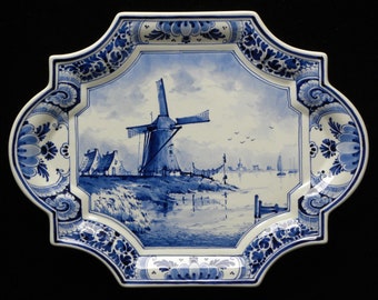 Royal Delft blue (1983) handpainted octagonal plaque with Windmill (Porceleyne Fles)