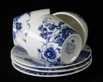 Royal Delft blu TRE tazze da caffè espresso/caffè con piattino in porcellana fatta a mano Peacock (Porceleyne Fles, con confezione regalo)