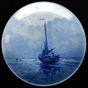 Royal Delft blue 1960 handpainted plate seascape with incoming ship after H.W. Mesdag Porceleyne Fles image 1