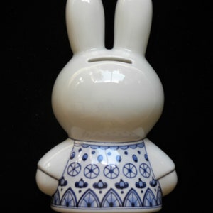 Royal Delft blue large handpainted Miffy Porceleyne Fles, with gift box デルフトブルーミッフィー image 2