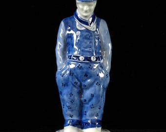Royal Delft blue (1987) handpainted farmer (Porceleyne Fles, as new)