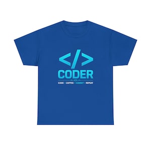 CODER Unisex zwaar katoenen T-shirt. Programmeur cadeau, software-ingenieur T-shirt, ontwikkelaarshirt, Tech Gift, Code Coffee Commit Repeat