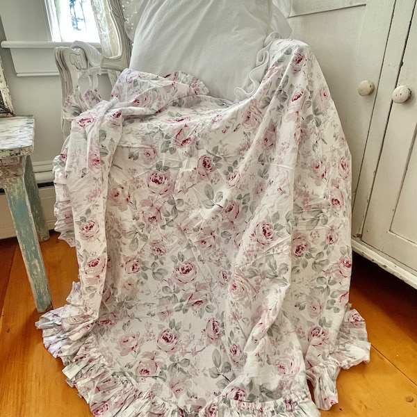 Rare!! various collective Ashwell Simply shabby chic Rosalie ruffled table linens pieces stunning shabby decor sold separately