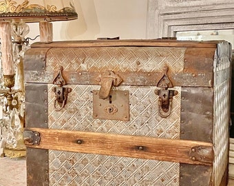 OLD rare 1820's punched tin wood and leather traveler steamer trunk rare size original interior wallpaper