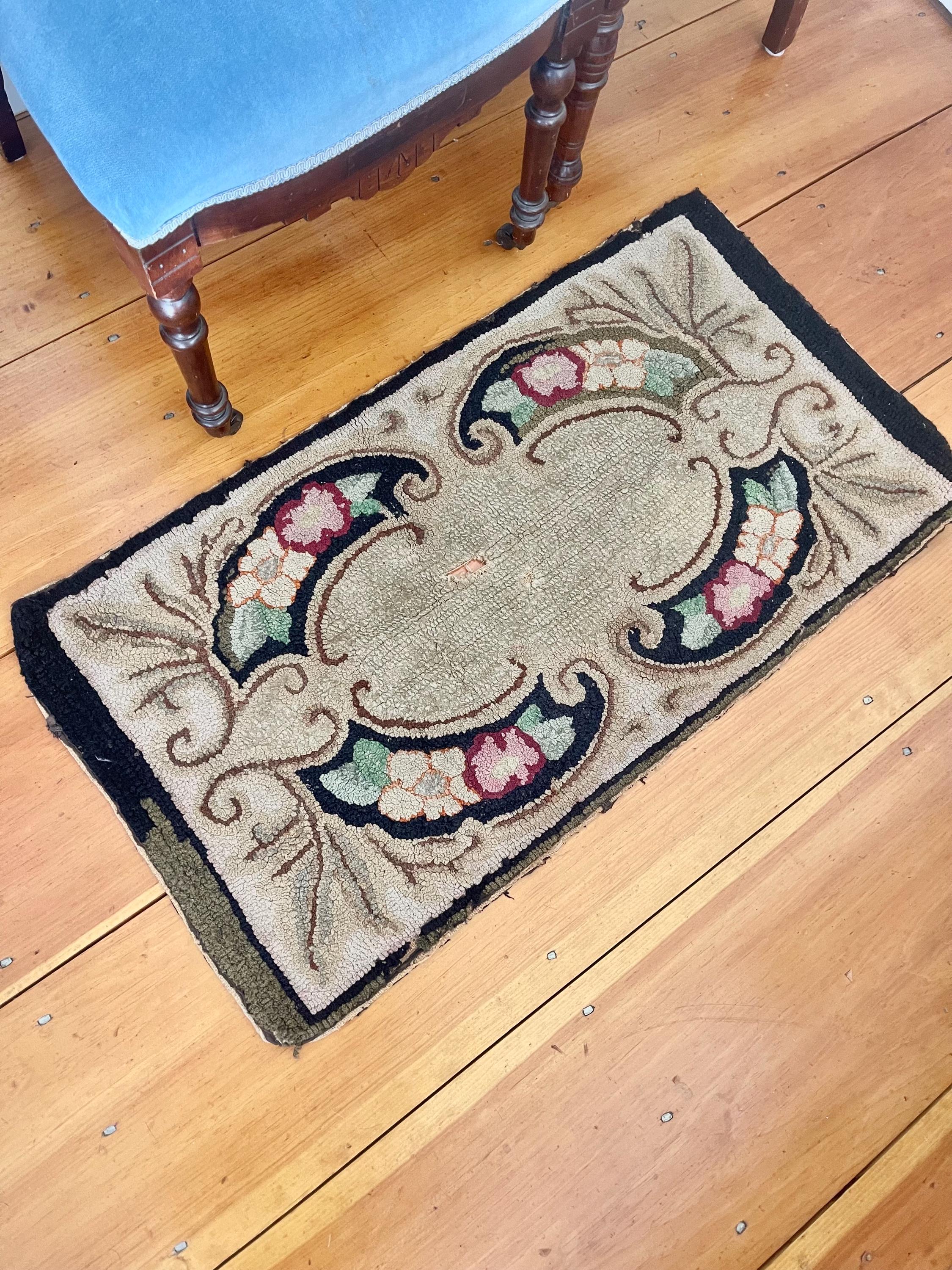 Vintage Old Hooked Rug - Etsy