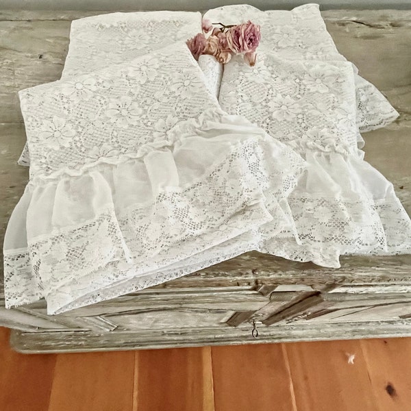 Lovely shabby chic 1960's floral lace  curtains with ruffled hems 4  available sold separately