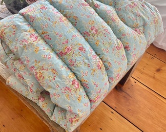 Gorgeous Vintage European feather eiderdown duck egg pink florals plump stunning collextive down!